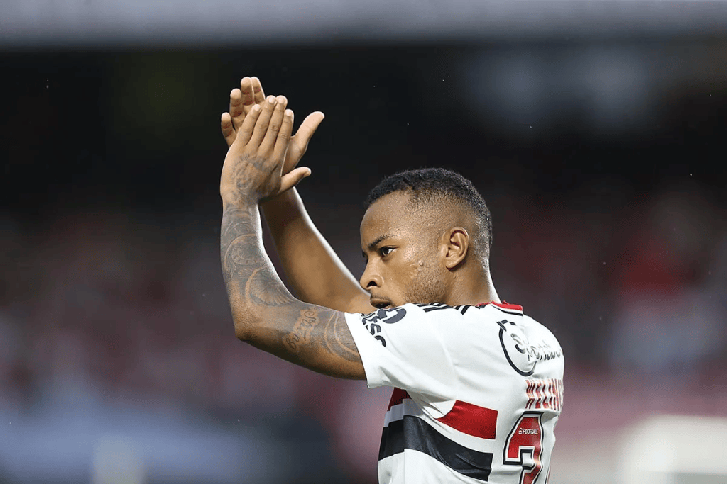 São Paulo nega que Welington tenta pedido liberação antes do fim do contrato 1 image 69