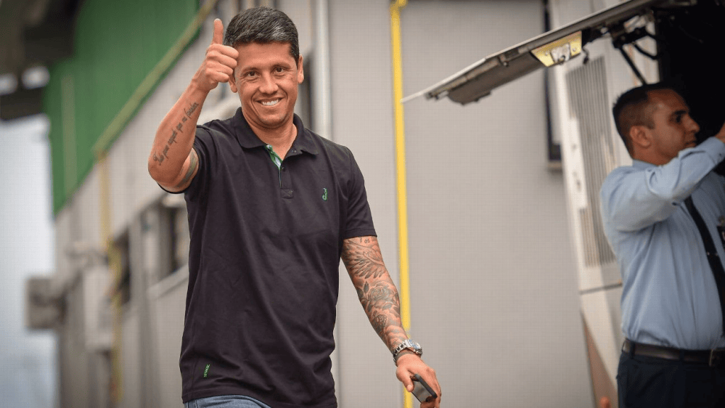 "Sem conhecimento do calendário, mataria o elenco fisicamente e perderia tecnicamente. A diretoria do SPFC levou isso em consideração" - PVC sobre escolha de técnico 1 image 35