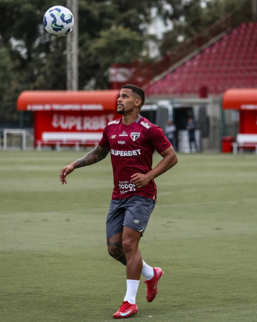 Emprestado pelo São Paulo, faz golaço mas não comemora 1 mailton spfc