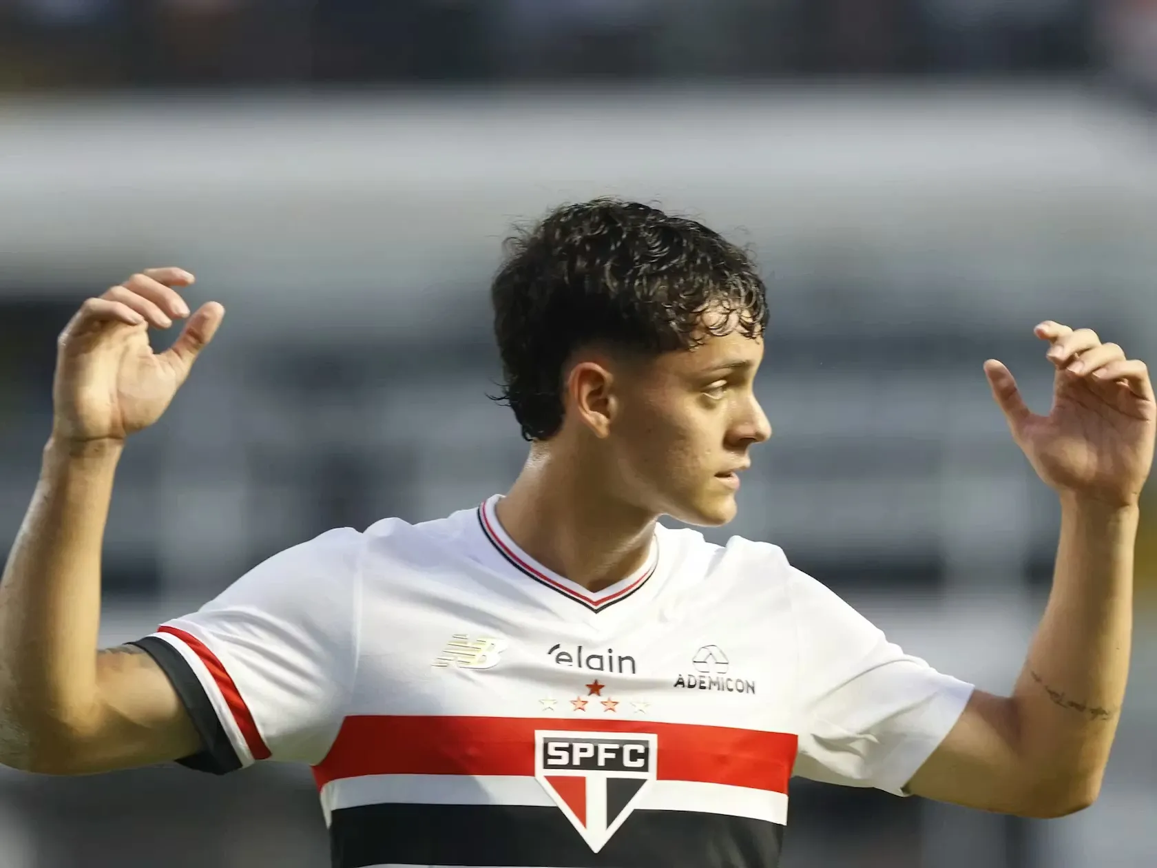 Borussia Dortmund Analisa Talento do São Paulo: Lucca em Foco