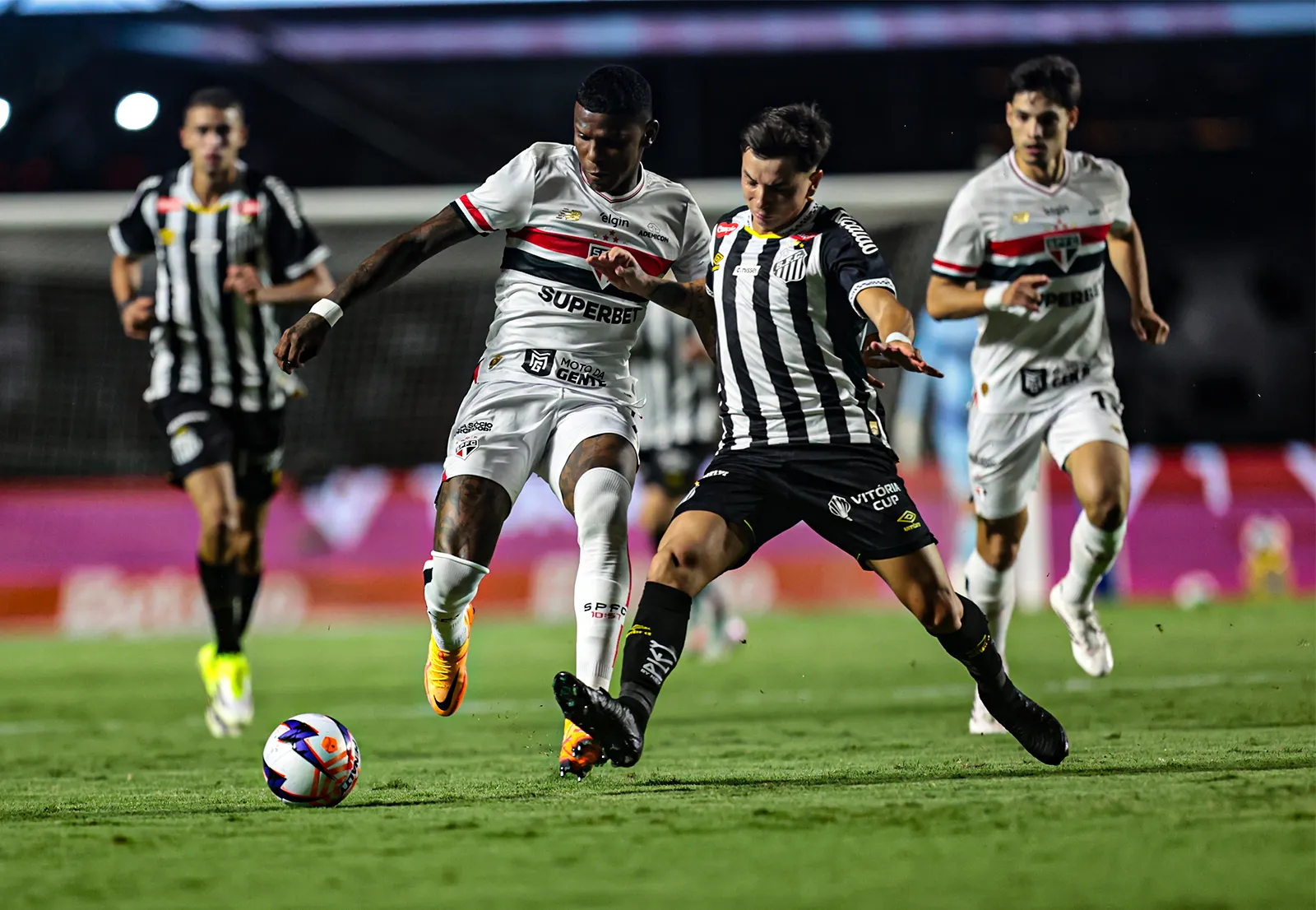 Arboleda Exige e Rescisão com São Paulo Enfrenta Impasse